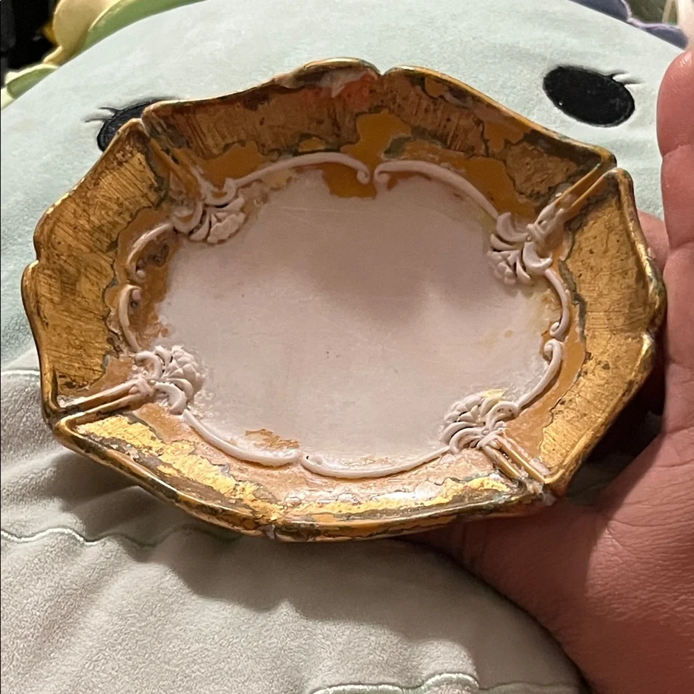 Laura Ashley Vintage Gold and Cream Vanity Tray soaps